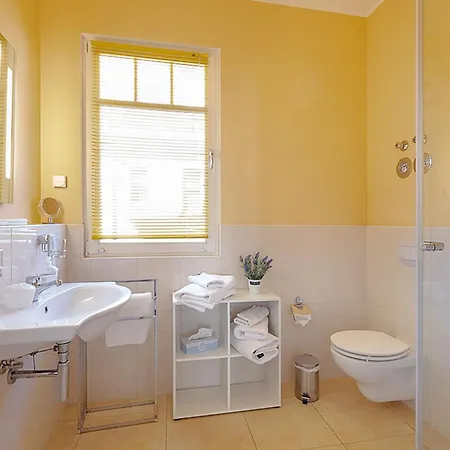 아파트 Lebensart - App 2 Bernstein 제바트헤링스도르프